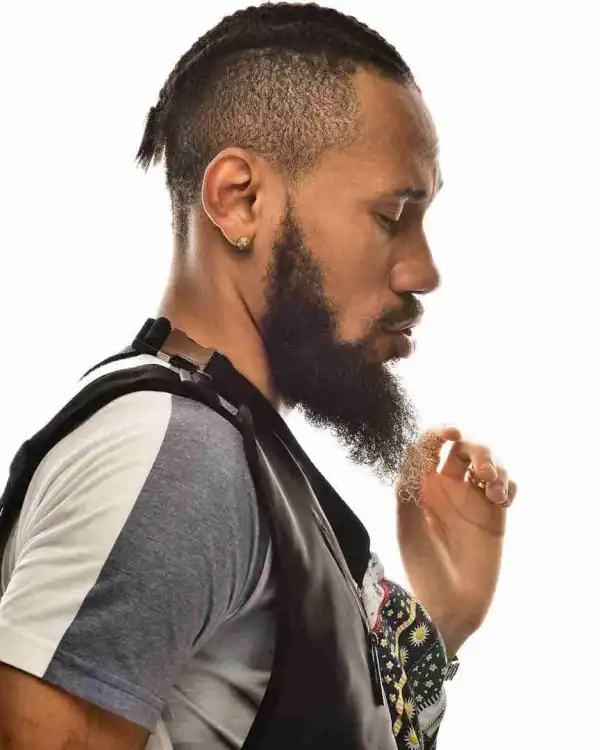 Check Out Phyno
